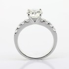 1.54 cts Round cut diamond engagement ring set in 18K white gold